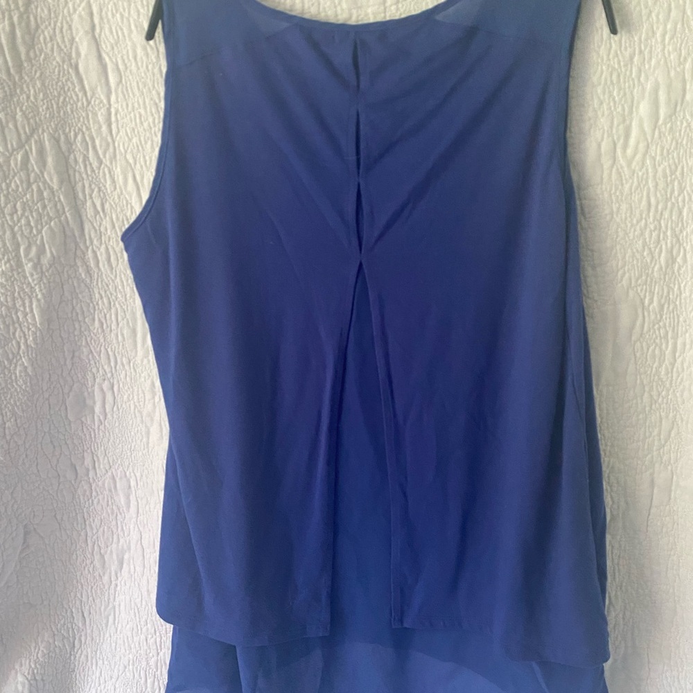 Women’s top sleeveless vibrant blue size XL tag‎ was removed - Picture 3 of 3
